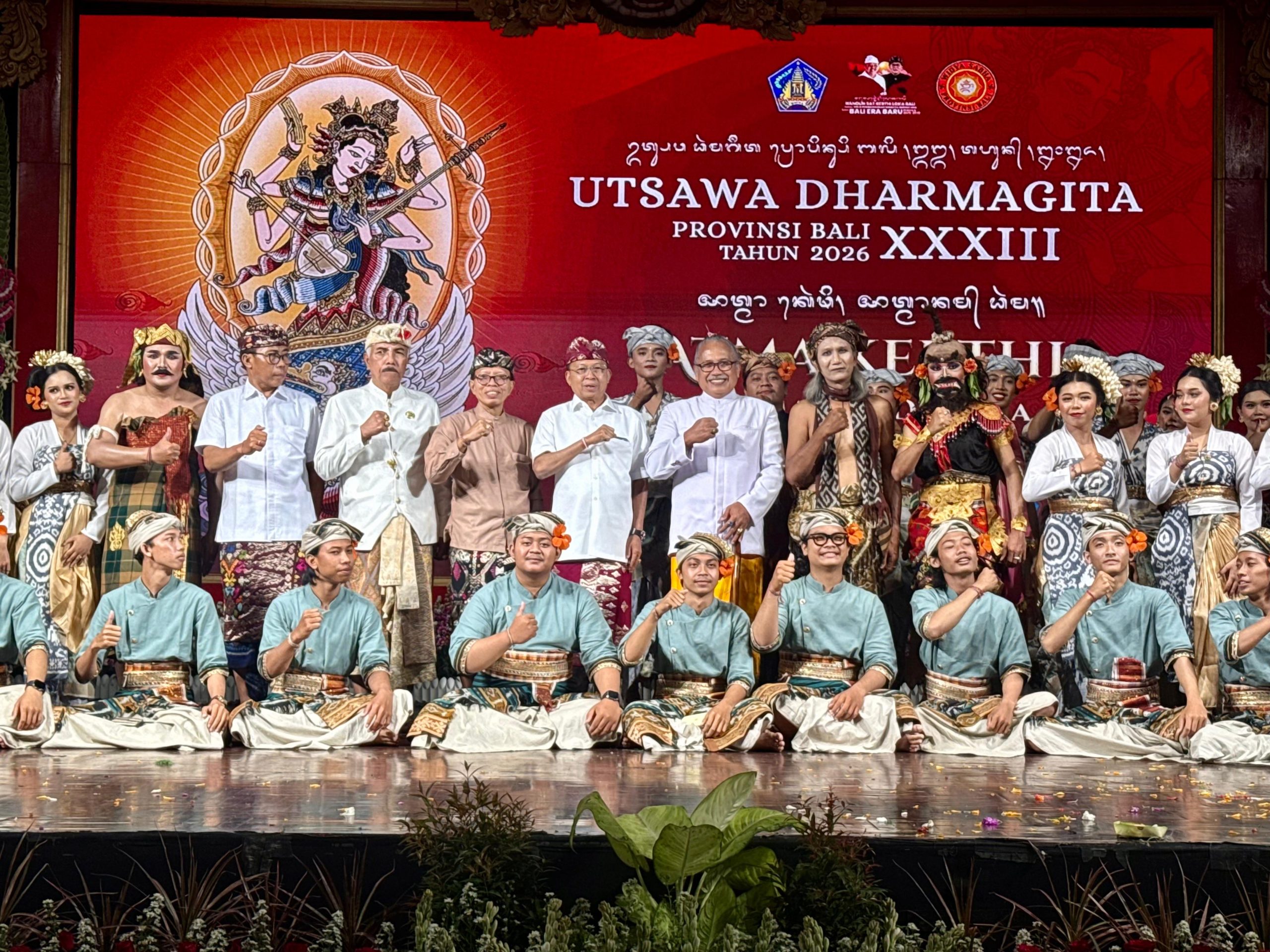 Buka Utsawa Dharma Gita XXXIII, Gubernur Koster Tegaskan Dharmagita Jadi Wahana Bawa SDM Bali Unggul dan Berkarakter
